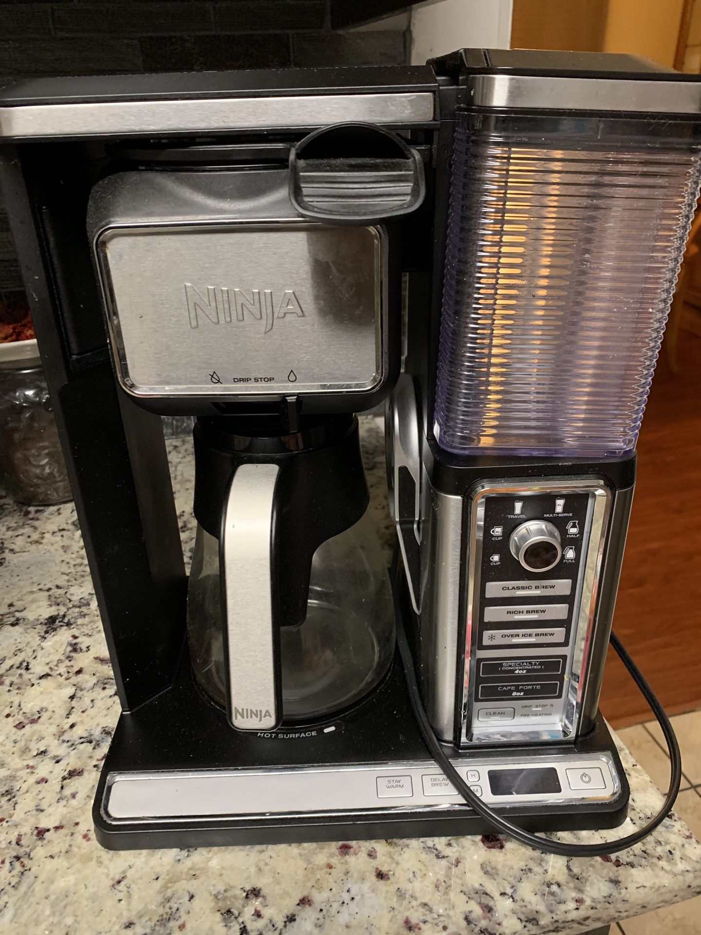 Almost new ninja coffee maker with box
