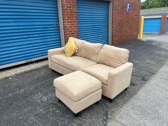 Couch w ottman