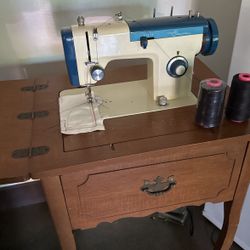 Sewing Machine 