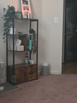 Bookshelf. Excellent condition