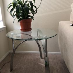 Side & Coffee Tables