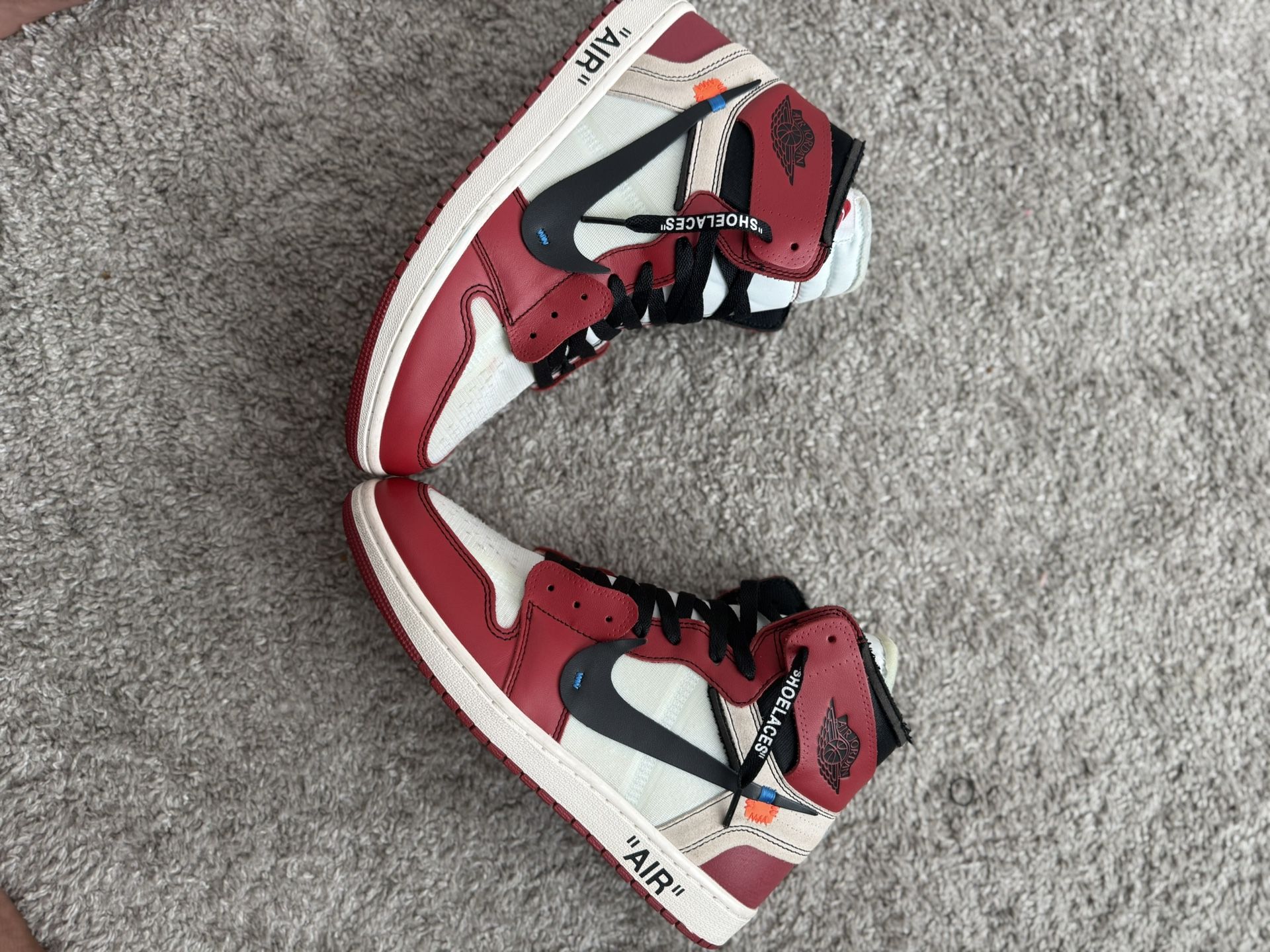 Off White Chicago Jordan 1s