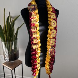 Graduation Lei 