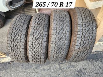 265 / 70 R 17 (4) TIRES BF GOODRICH