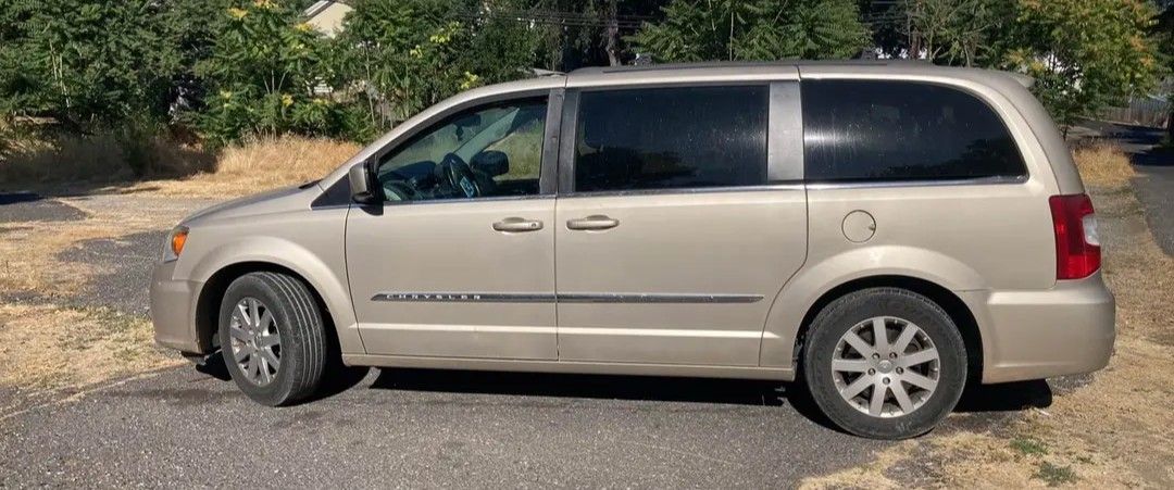 2014 Chrysler Town & Country