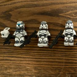 5 Star Wars Minifigures