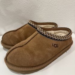 Girls Uggs Size 3