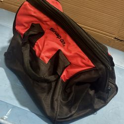 Snap-On Tools  red/black canvas tool bag with organizing pockets