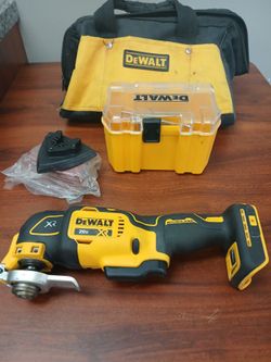 Dewalt multi-tool *Bare tool*