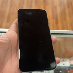 iPhone XSMAX 256gb Factory Unlocked Silver for Sale in Fort