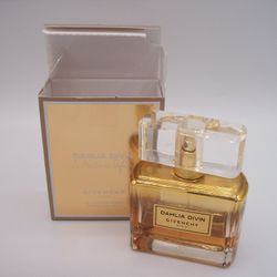 Dahlia Divin Givenchy 75ml / 2.5floz 95% Full - Includes Box