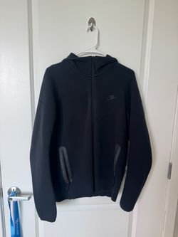 Black Nike Tech (Top)