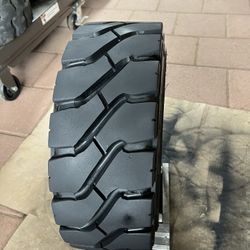 Used Forklift Tires