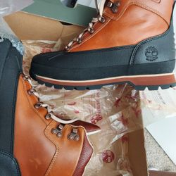 Sneakers/timberland 
