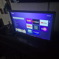 LG 24" LED HD SmartTV  webOS