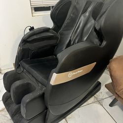 Real Relax Massage Chair (Biscayne Park