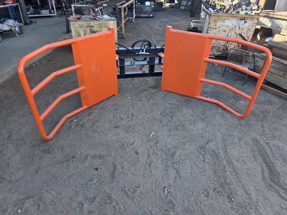 Bobcat Grapple Or Grabber