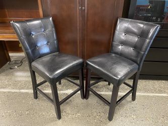 Black Tufted Back Counter Stool (Set of 2)