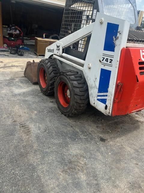 Bobcat 742