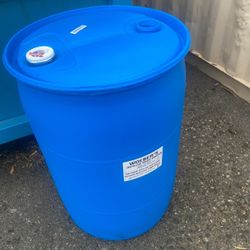 55 Plastic Gal Barrel Container