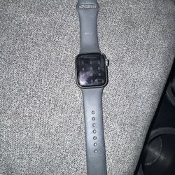 Apple Watch Series 6 40mm (x2)
