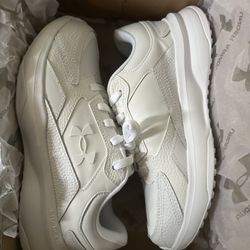 Women’s Sneaker