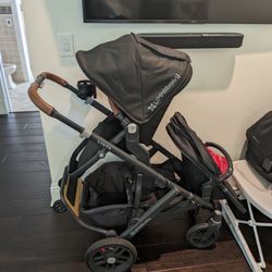 UPPABaby Vista Set Includes Infant Car Seat