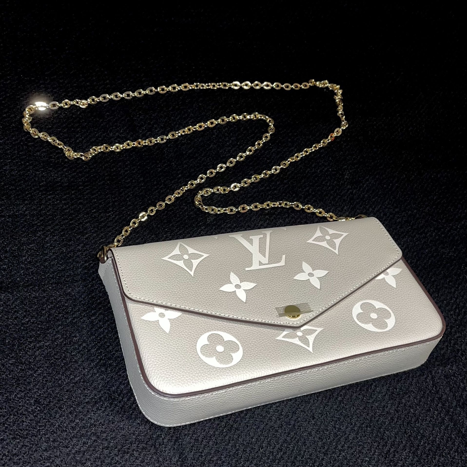 Louis Vuitton Pochette Félicie Bag