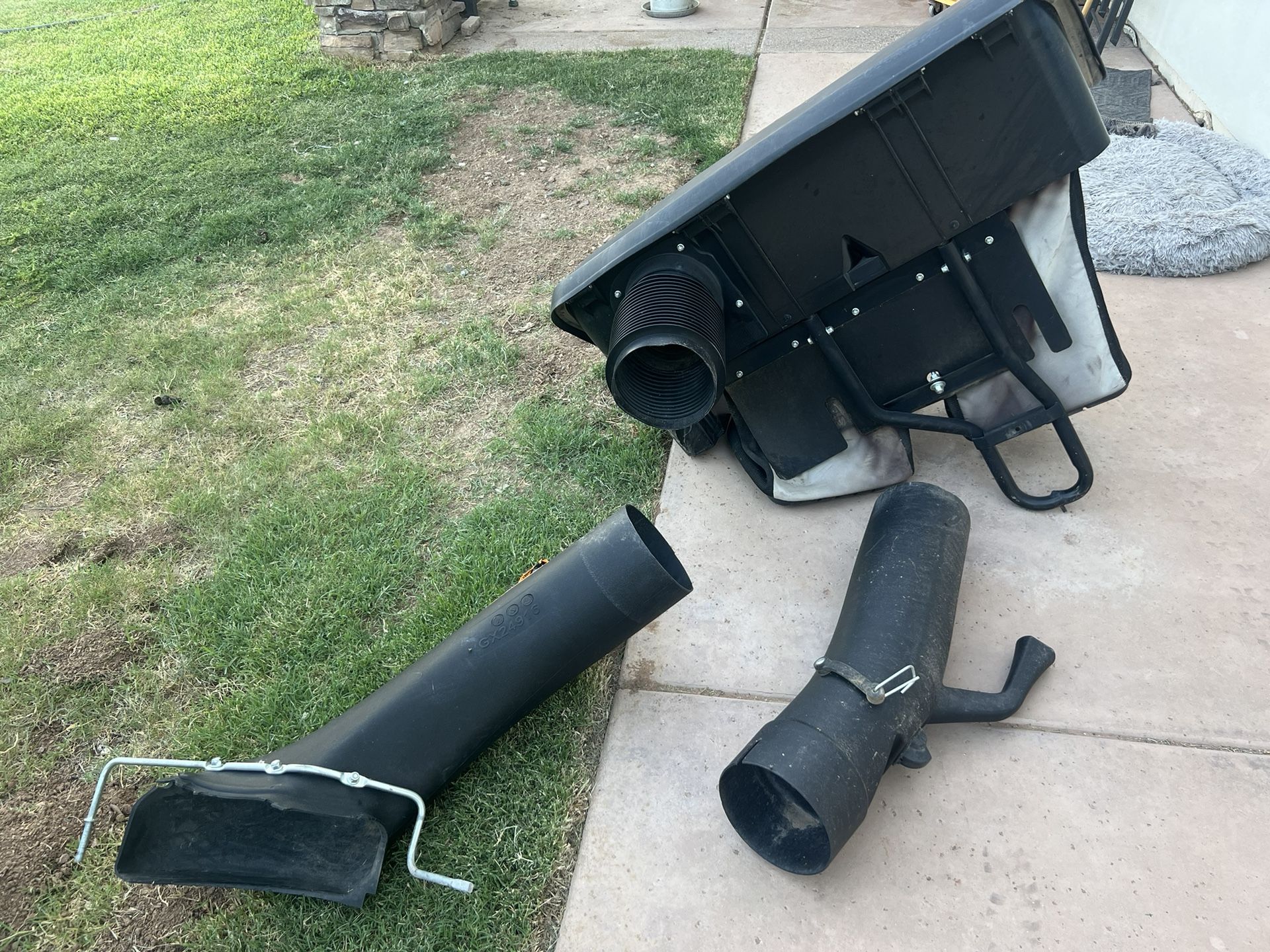 John Deere Riding Mower Bagging System