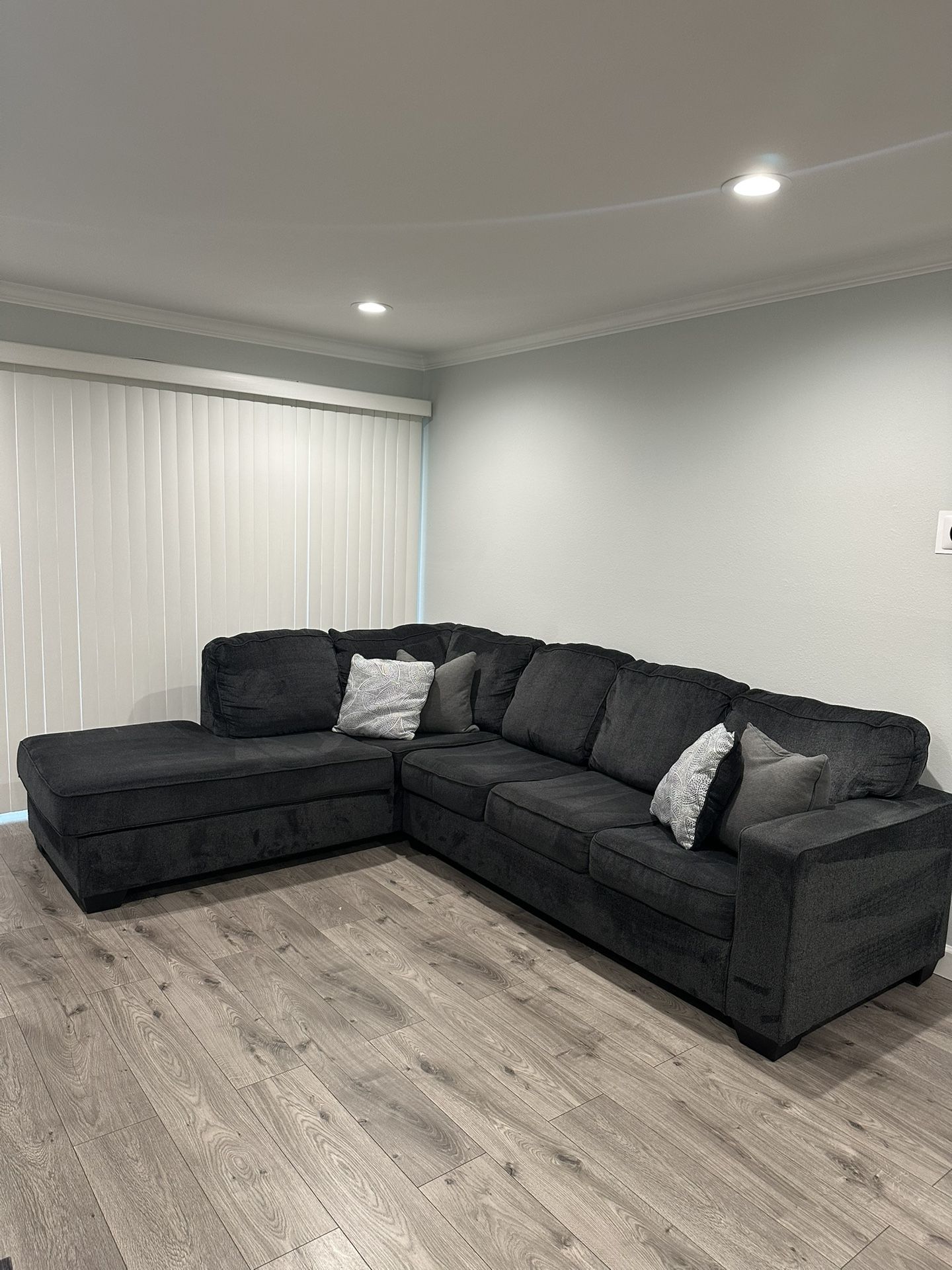 Gray Sectional Couch 