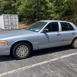 2005 Ford Crown Victoria