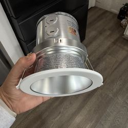 6 LED Warm Dimmable Can Lights