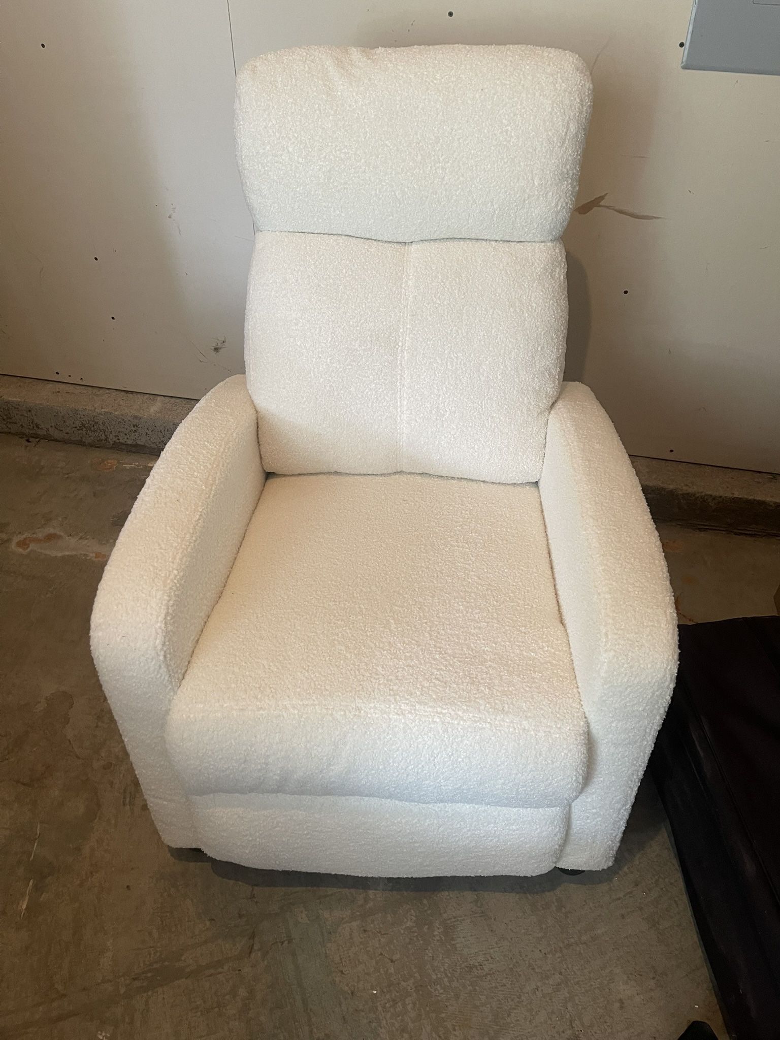 Cream Boucle Recliner Chair