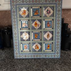 BRADFORD EXCHANGE DISNEY'S WINNIE THE POOH / WISDOM 12 PLATES FRAMED Wall Hangin