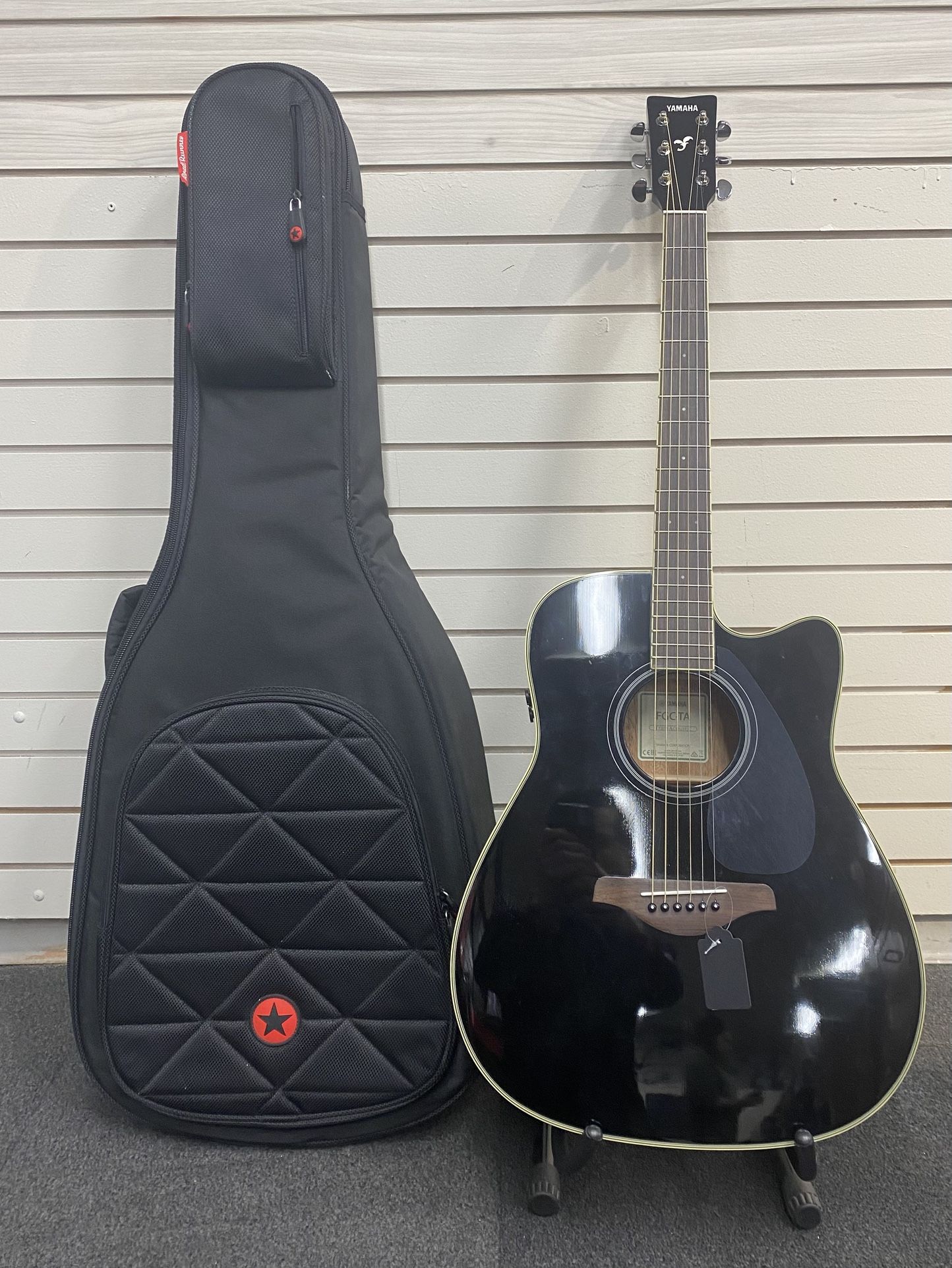 Yamaha FGC-TA Transacoustic Cutaway Acoustic-electric Guitar (A1G006957)