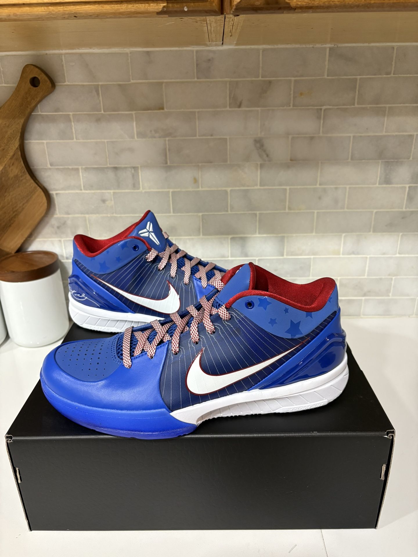 Kobe 4 Philly Size 11