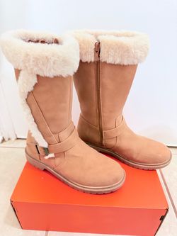 Little girl fall and winter boots Size 2.5 M