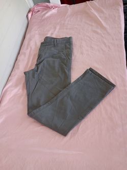 Dockers Mens Slim Tapered Chino Pants Sz.34x32/gray/Flat Front/Casual