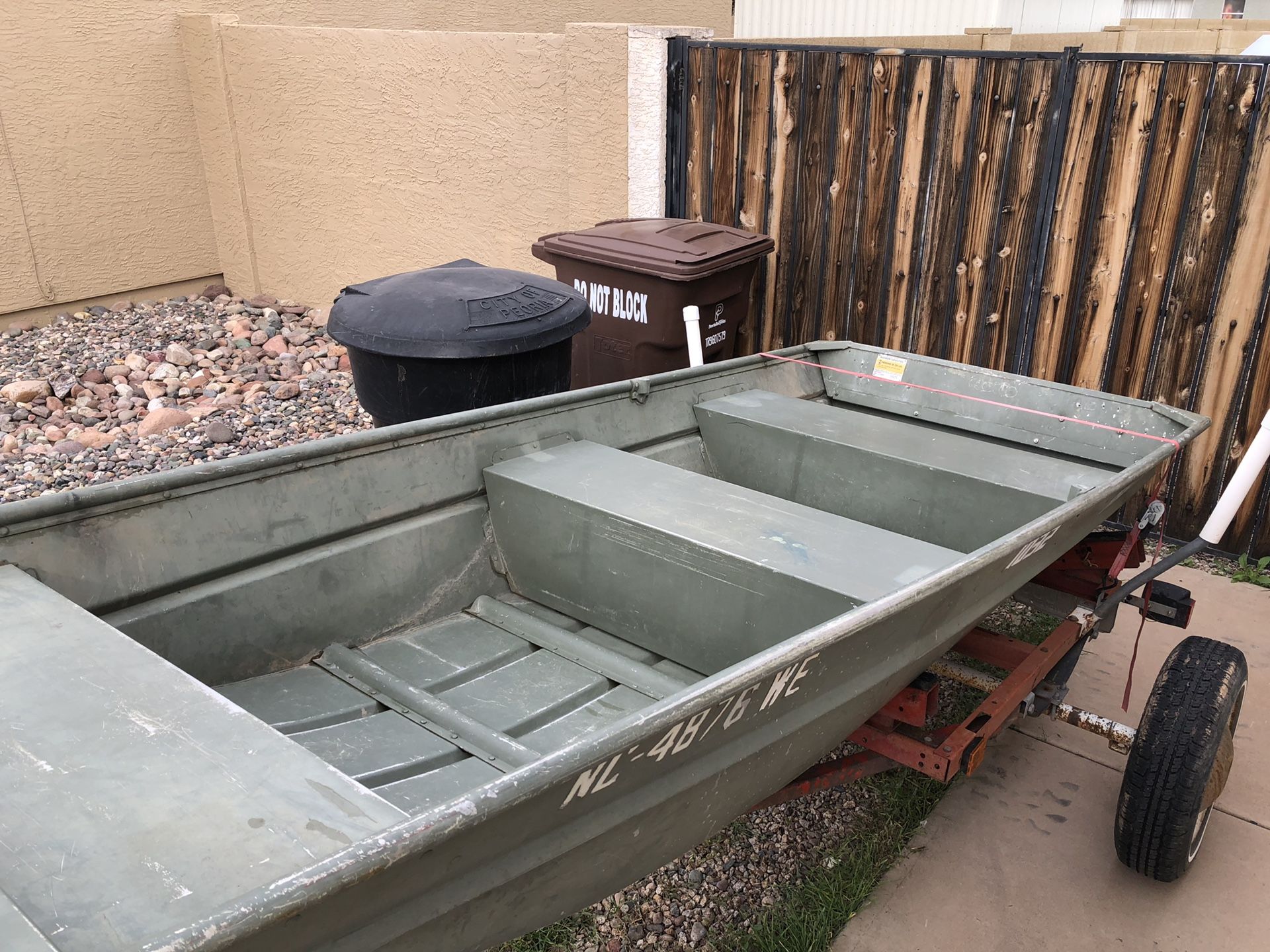 1032 FishMaster aluminum Jon Boat 10’ for Sale in Peoria, AZ OfferUp