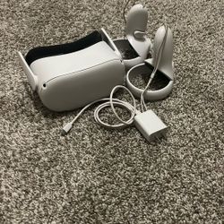 VR META QUEST 2 GOOD CONDITION with other things included