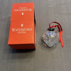 Genuine Waterford Crystal 1993 Annual Christmas Ball Ornament, mint condition in box