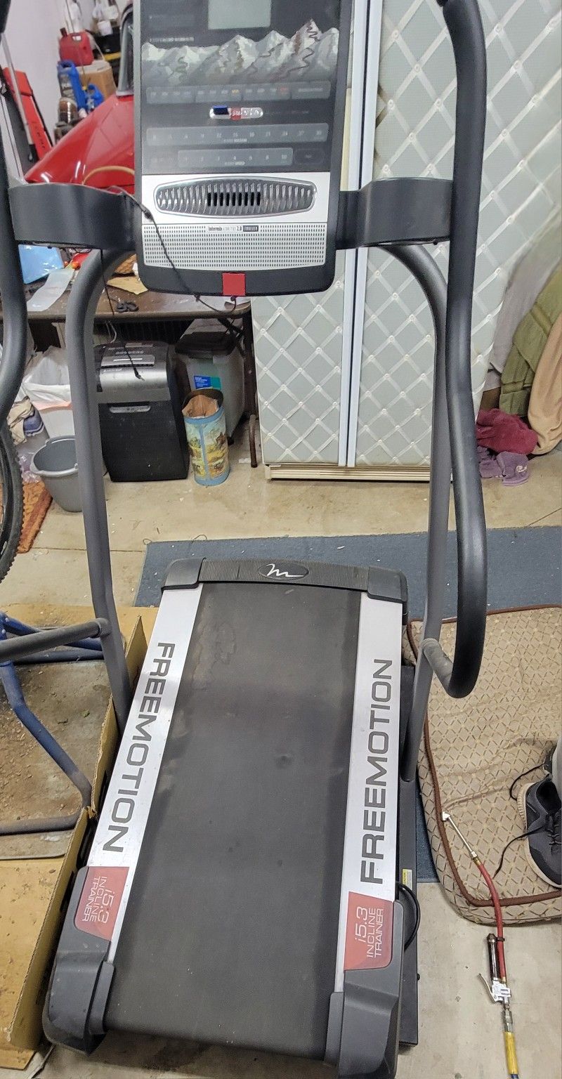 Freemotion Treadmill i5.3 Incline