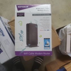 NetGear N300 WiFi Cable Modem Router