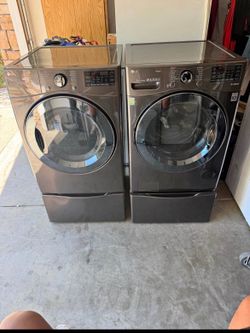 LG Washer and Gas Dryer Set With Steam Care