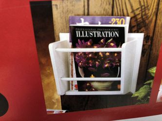 Magazine rack for bathroom