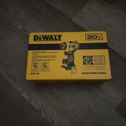 DEWALT Impact Wrench