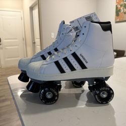 NEW ADIDAS SUPERSTAR 82 ROLLER SKATES (WOMENS SIZE 8.5)