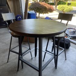 World Market Bistro Table w/chairs 