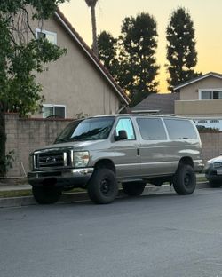 2008 Ford E350 Super Duty