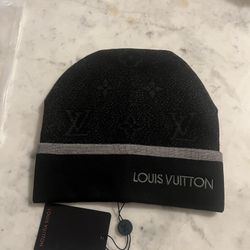 Louis Vuitton beanie hat (Brand new) 🔥🔥🔥